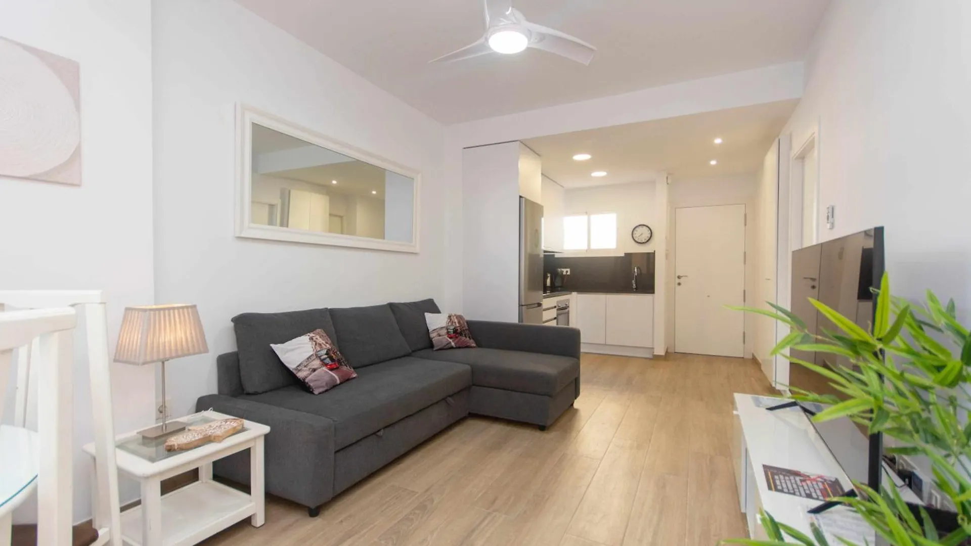 Ronda 3 Con Enorme Terraza Soleada Apartment Fuengirola 0*,  Spain